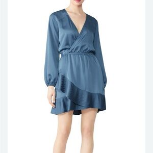 Waverly Grey Blue Wrap Dress Medium
